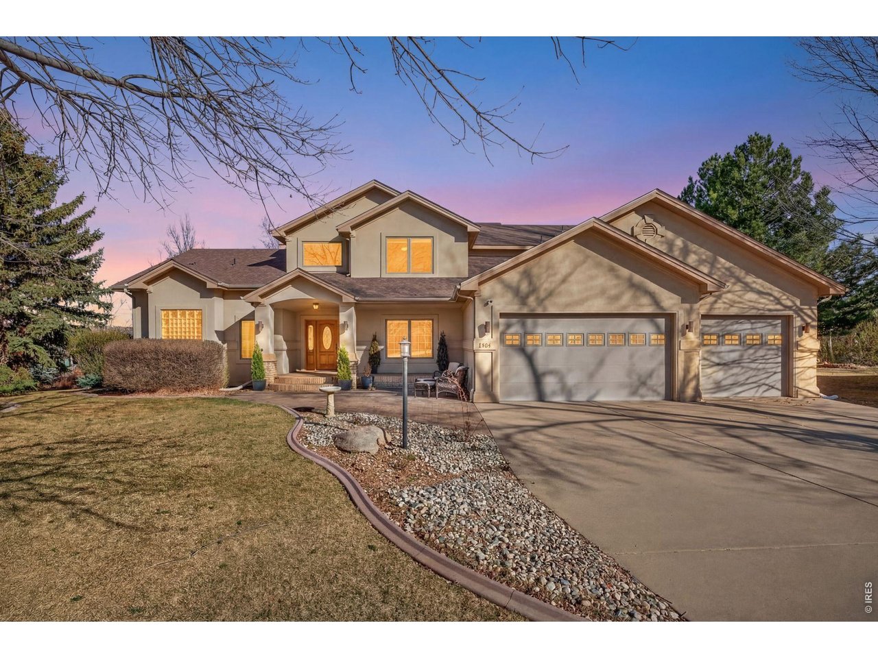 2463 Amber Dr