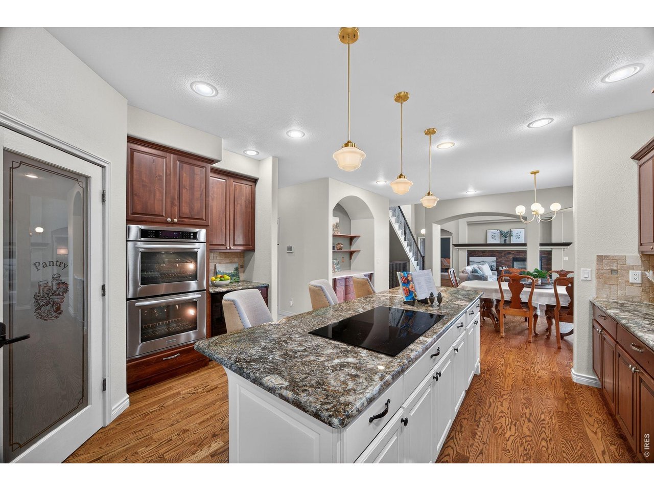 2463 Amber Dr