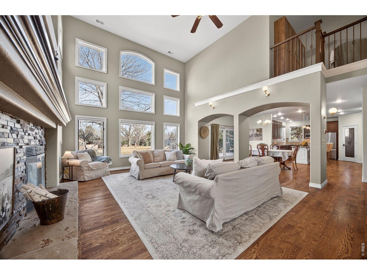 2463 Amber Dr