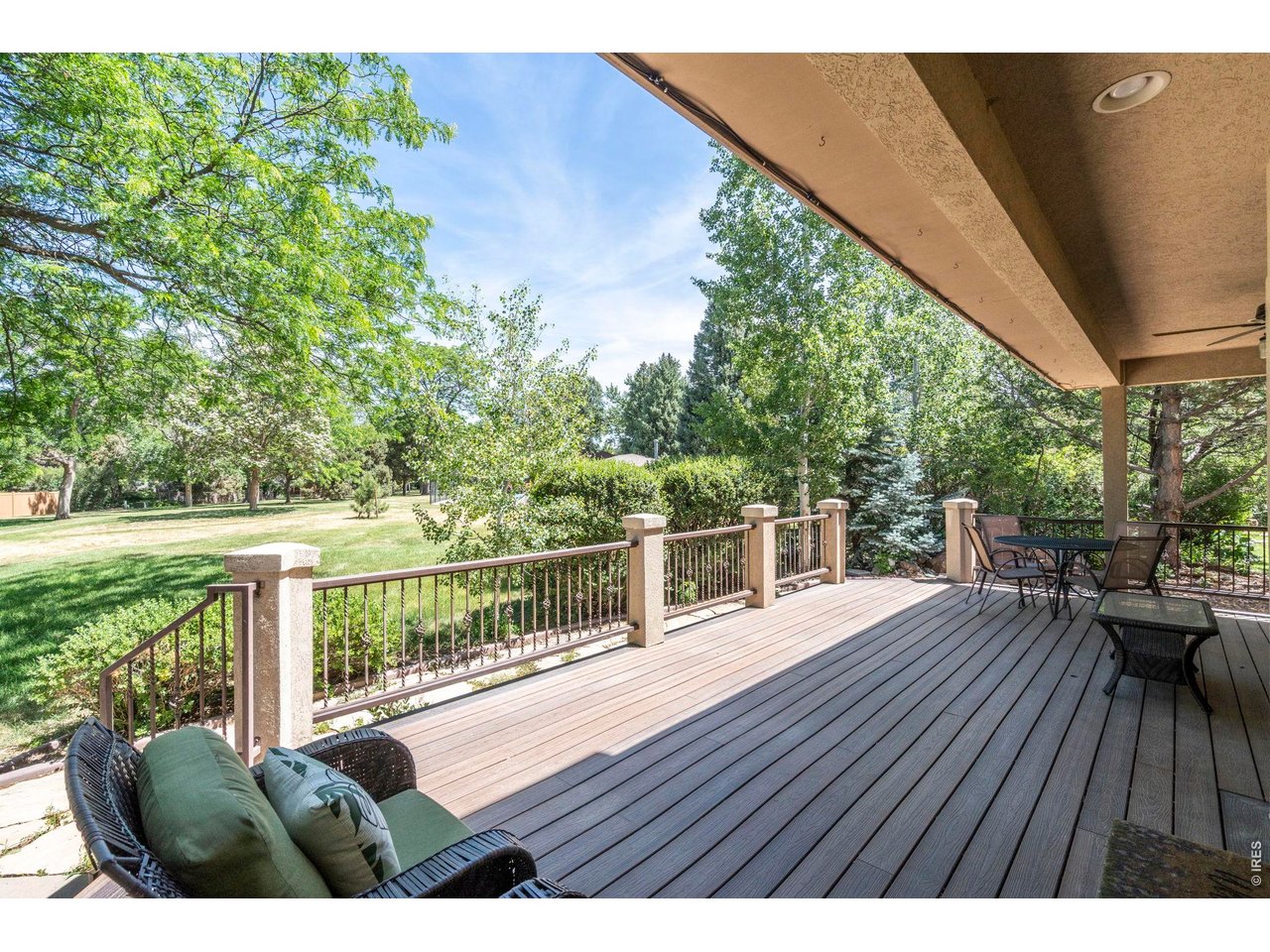 2463 Amber Dr