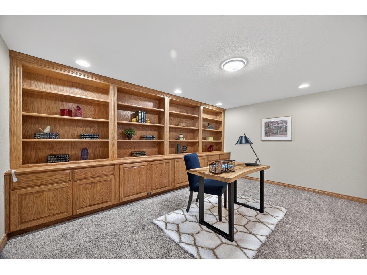 2463 Amber Dr