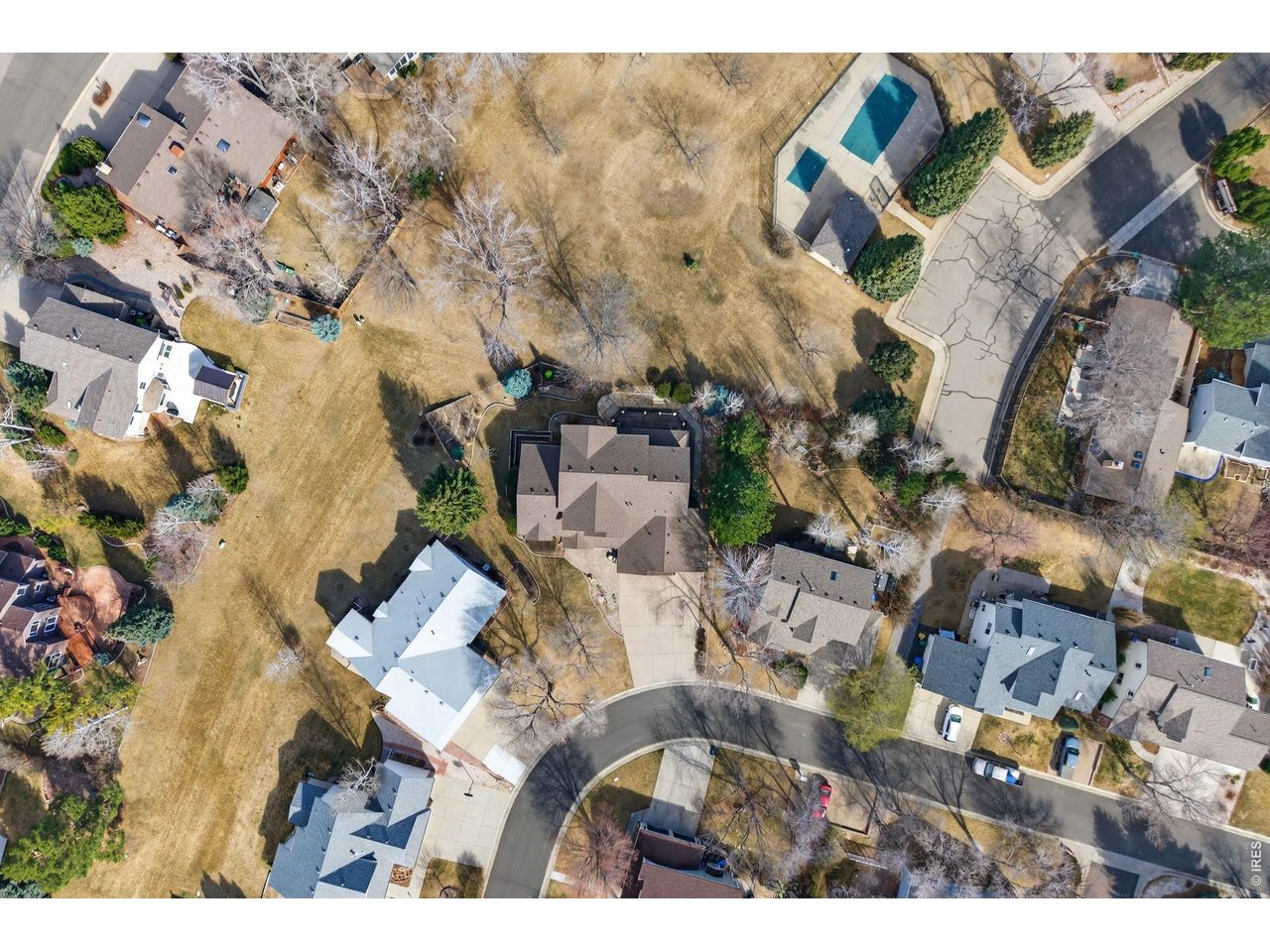 2463 Amber Dr