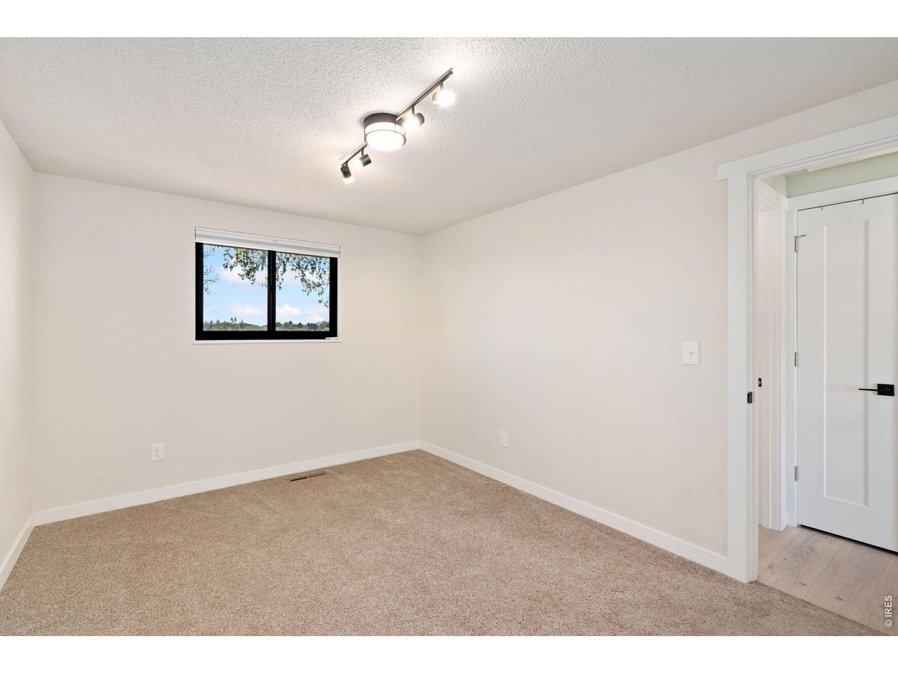 1578 S Del Norte Ave