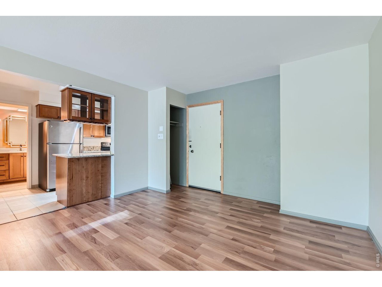 2227 Canyon Blvd B-253