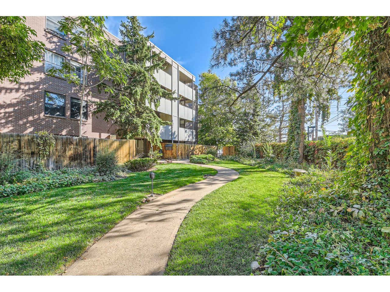 2227 Canyon Blvd B-253