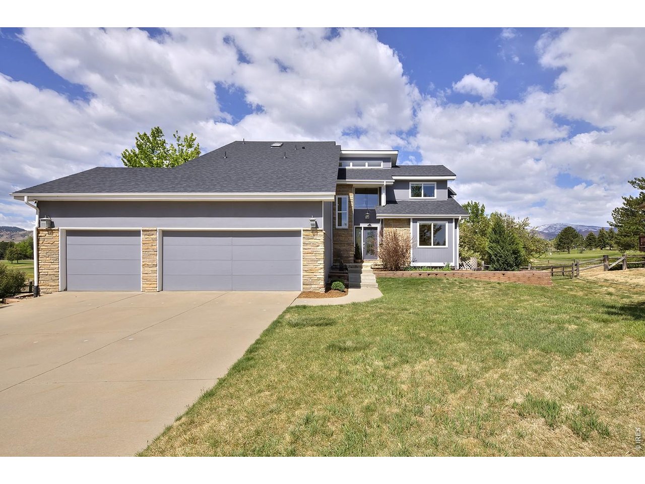 6641 Golf Club Dr