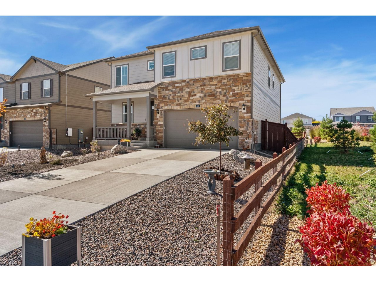 438 Bluebird Rd