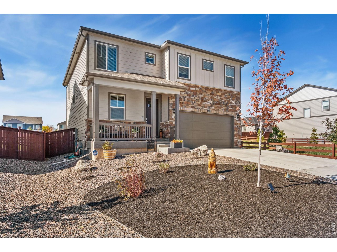 438 Bluebird Rd