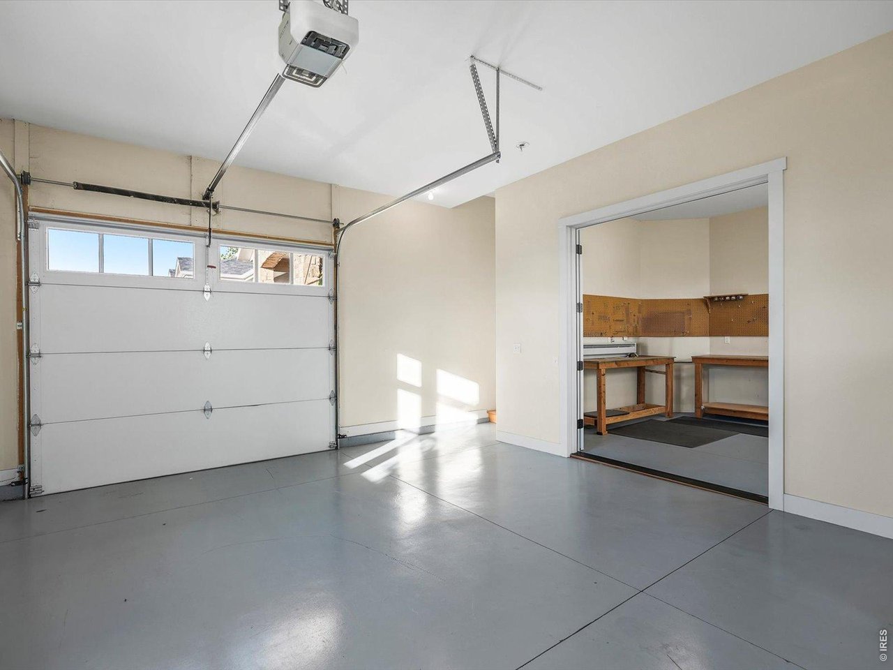 1819 Seashell Ct