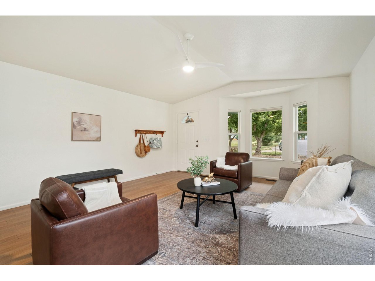 1200 Alameda St