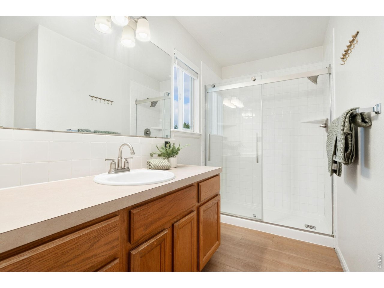 1200 Alameda St