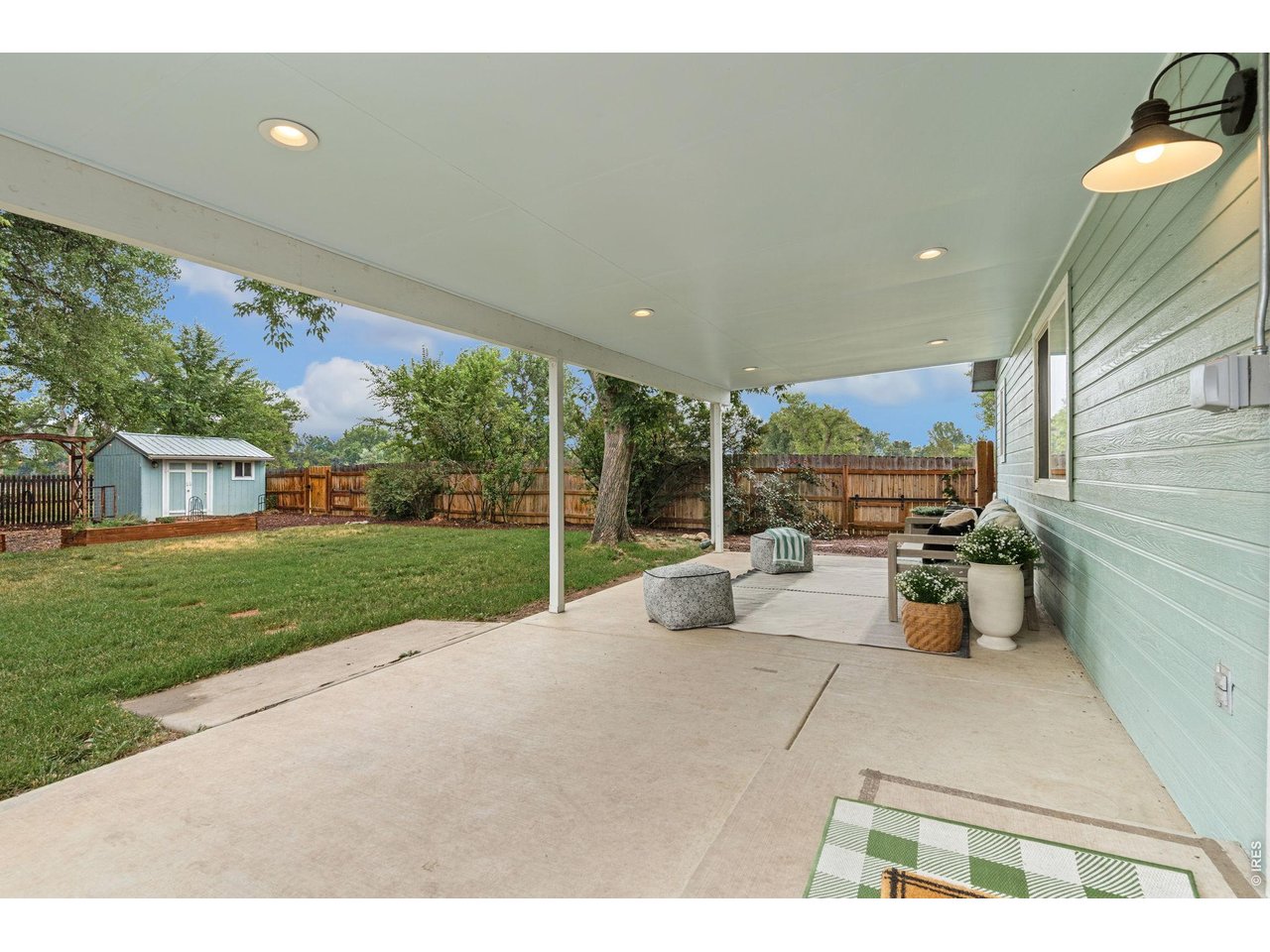 1200 Alameda St