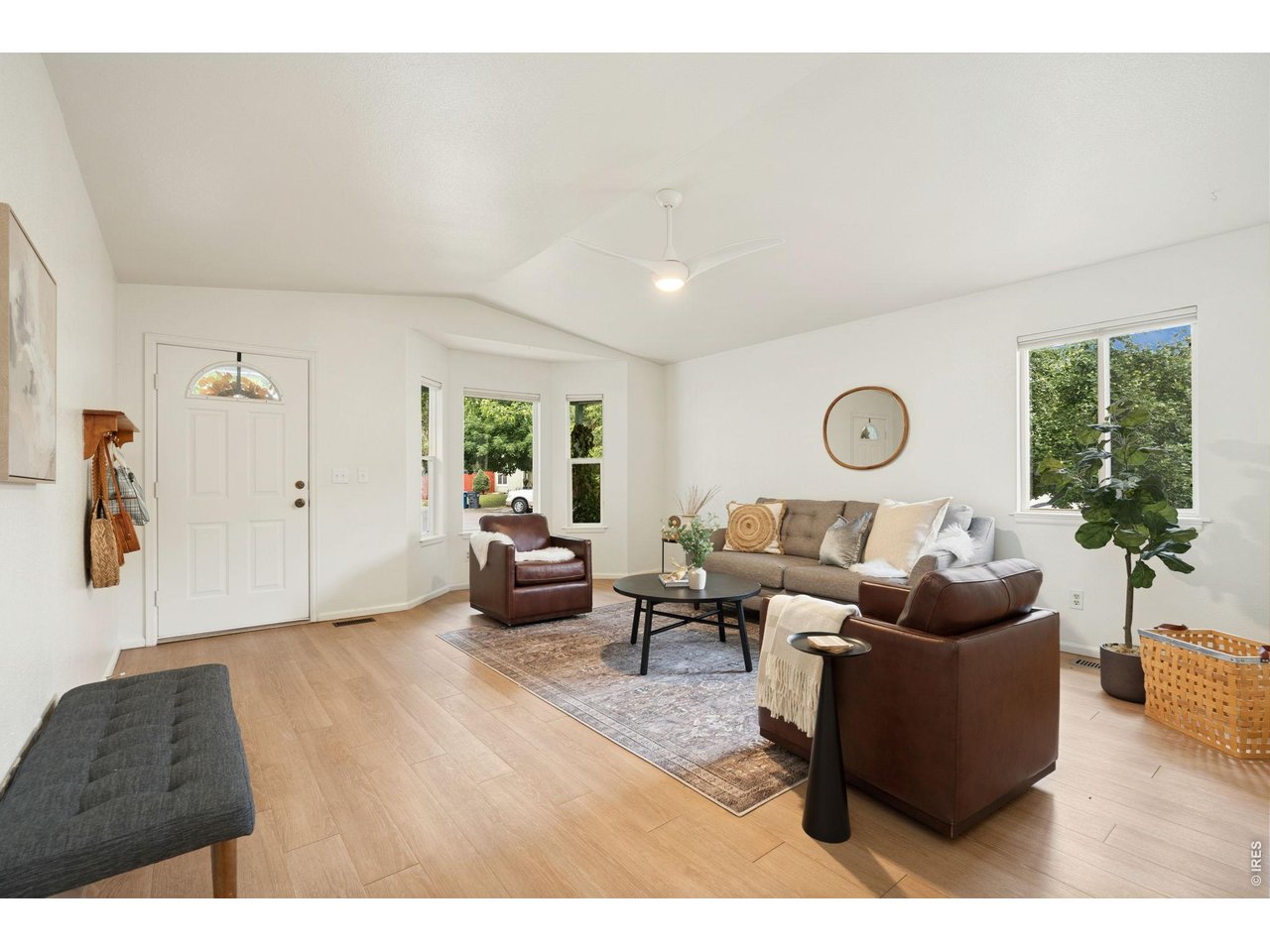 1200 Alameda St