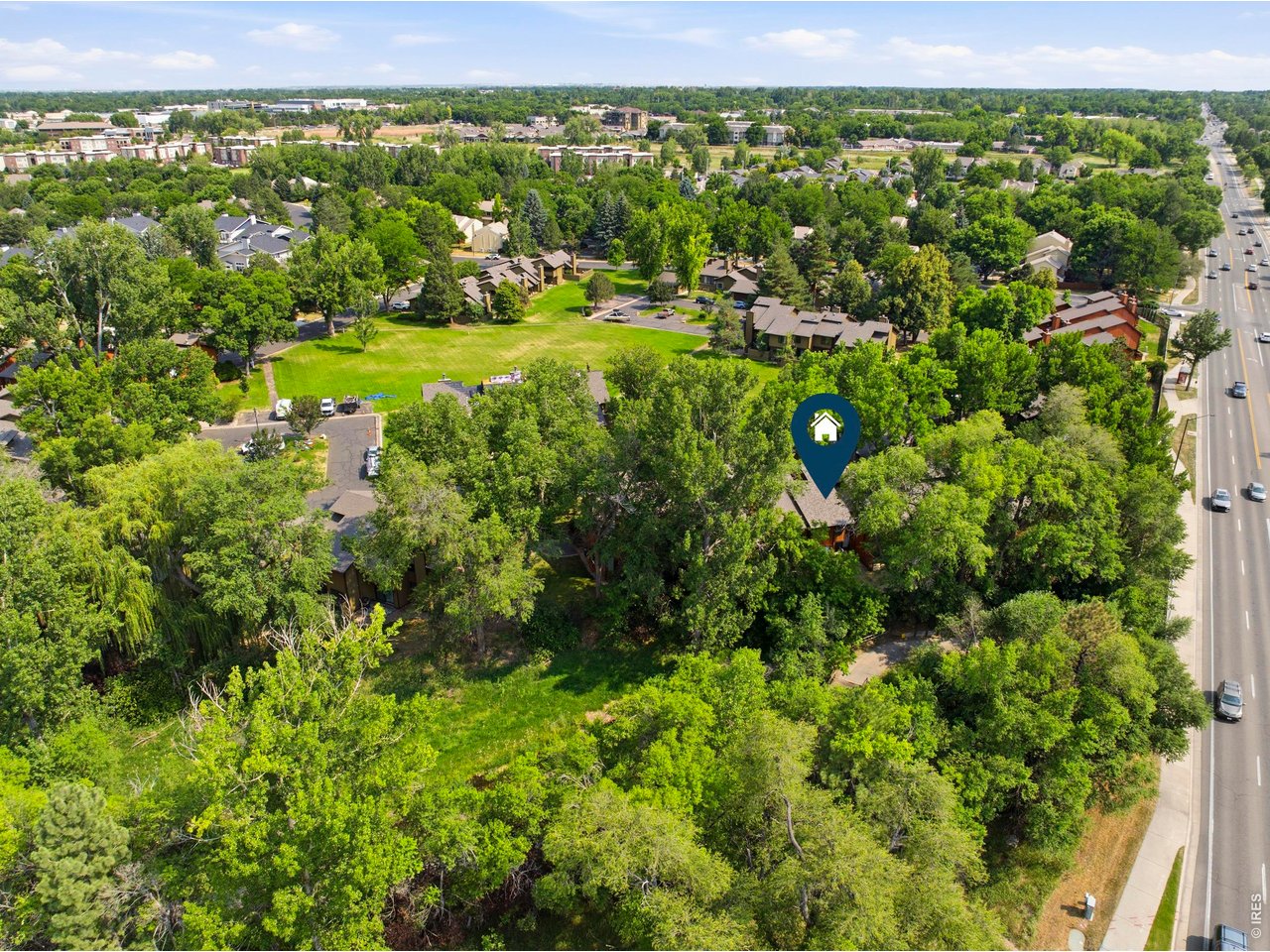 1913 Waters Edge St B