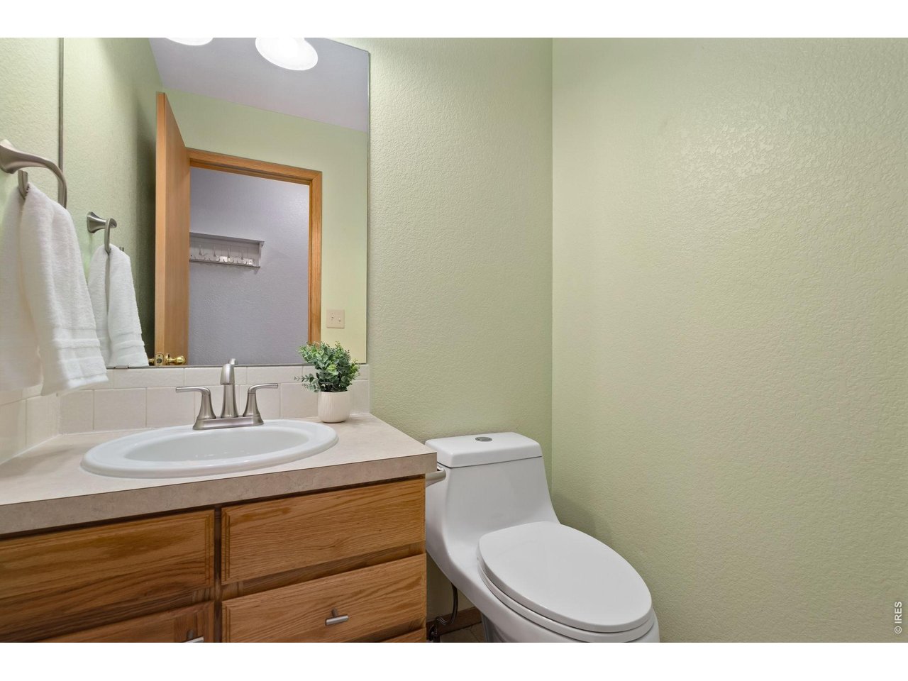 1556 Purple Sage Ct