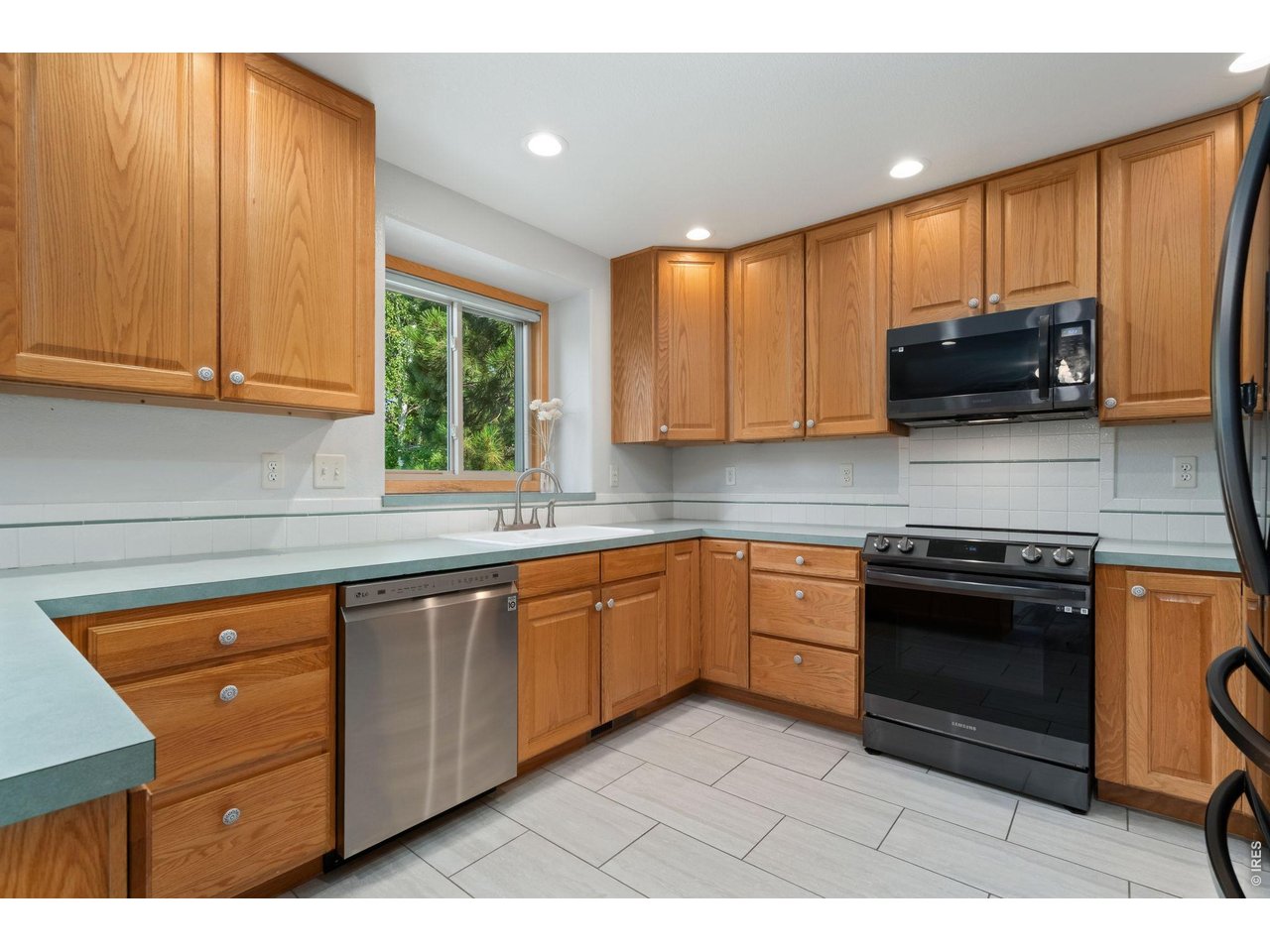 1556 Purple Sage Ct