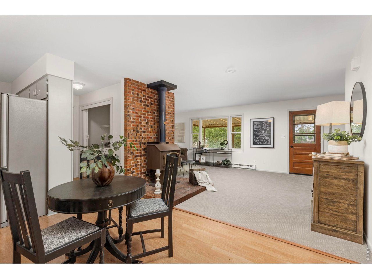 2115 Sandstone Dr