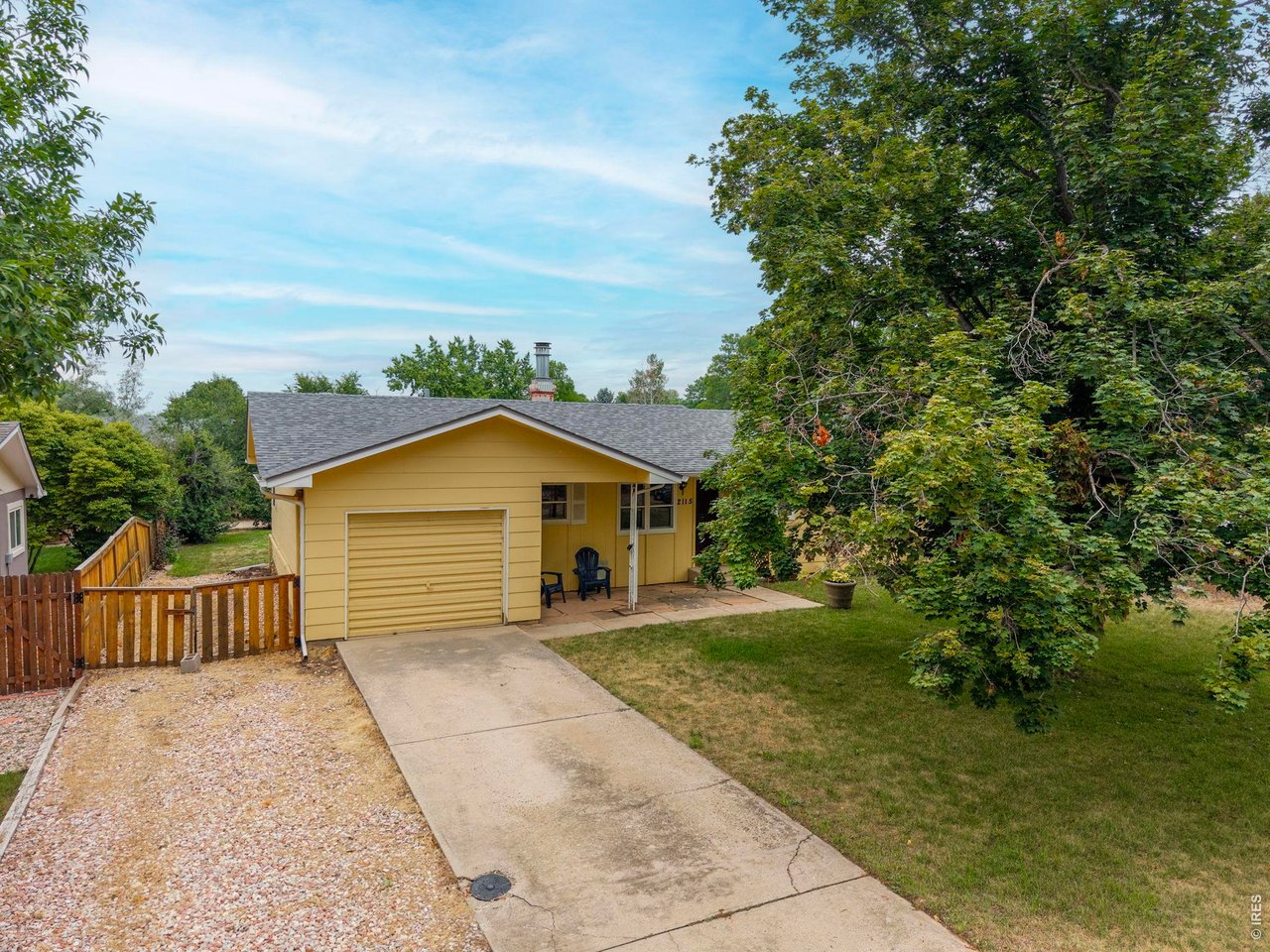 2115 Sandstone Dr