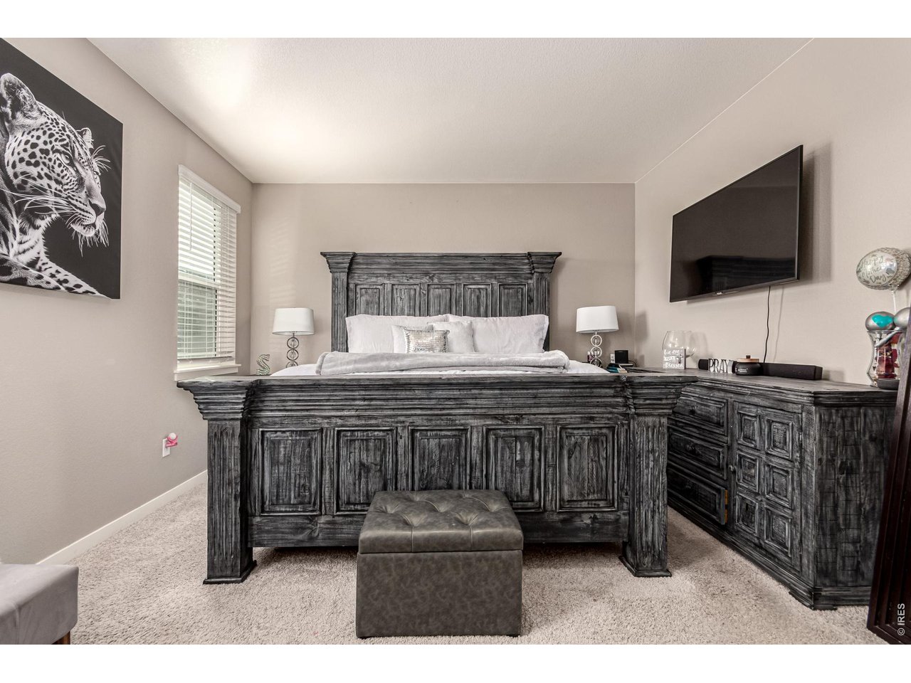 305 N 64th Ave