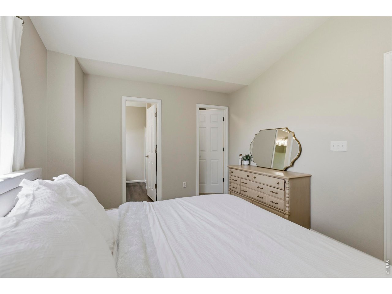 802 Waterglen Dr L-52