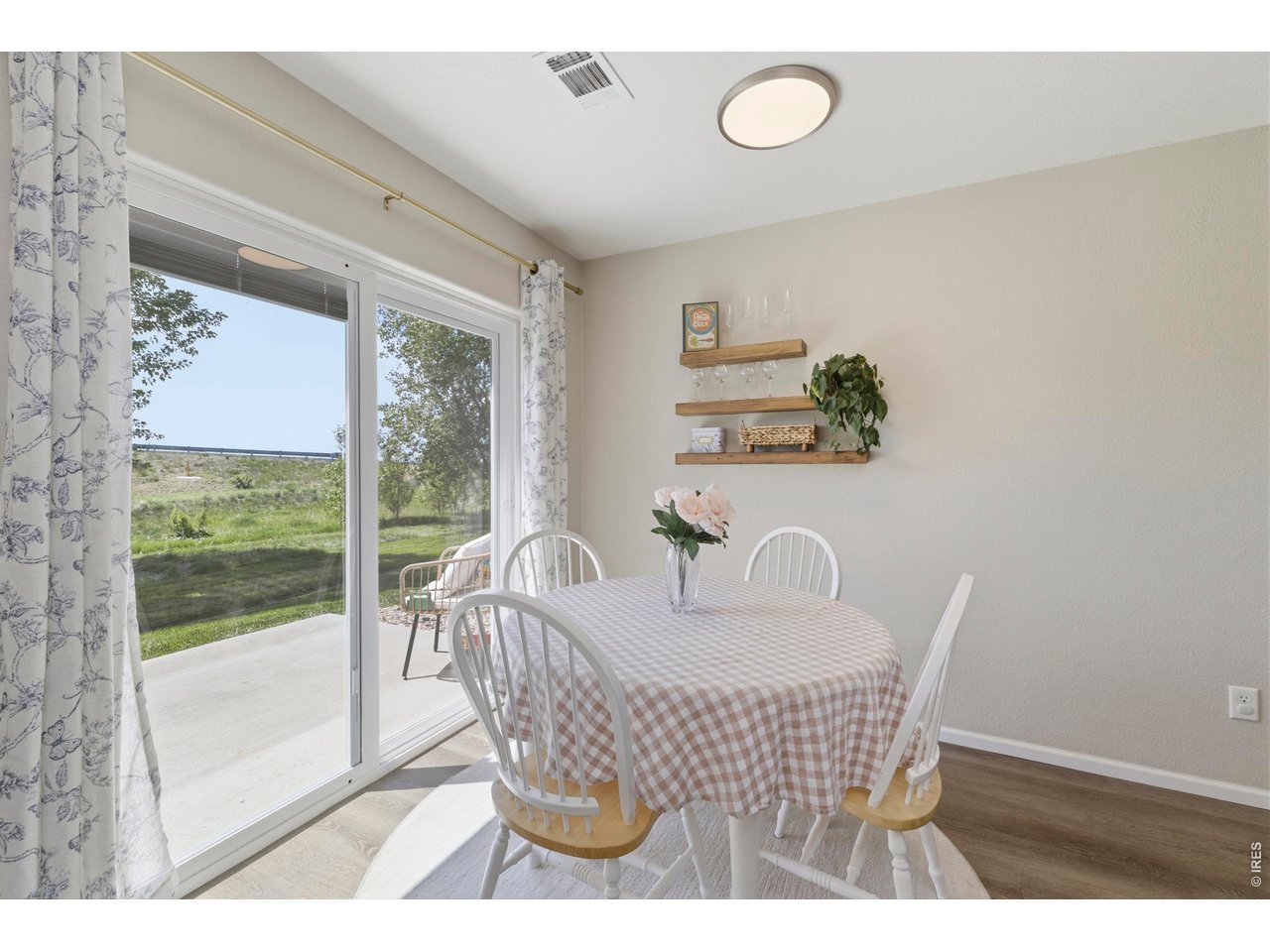 802 Waterglen Dr L-52