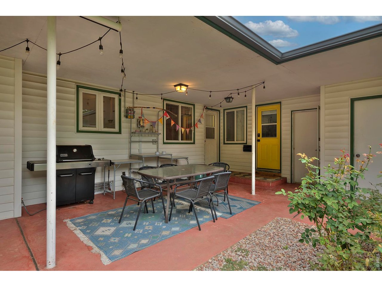 761 Cherokee Dr