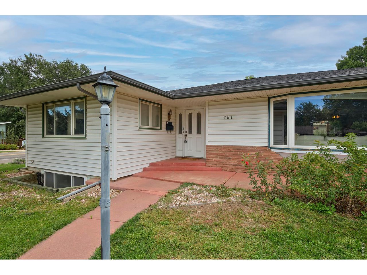 761 Cherokee Dr