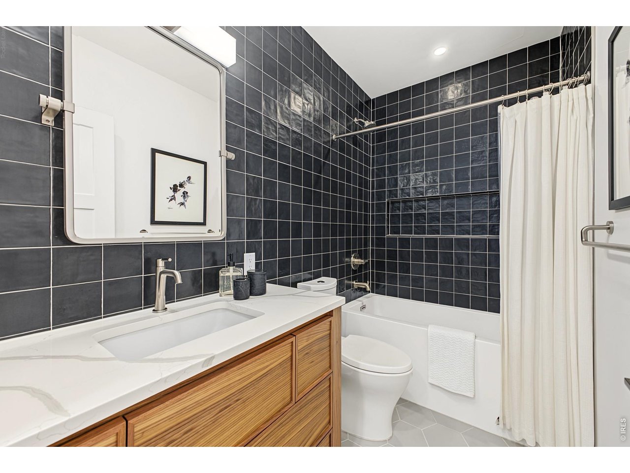 1627 Sundown Run Dr