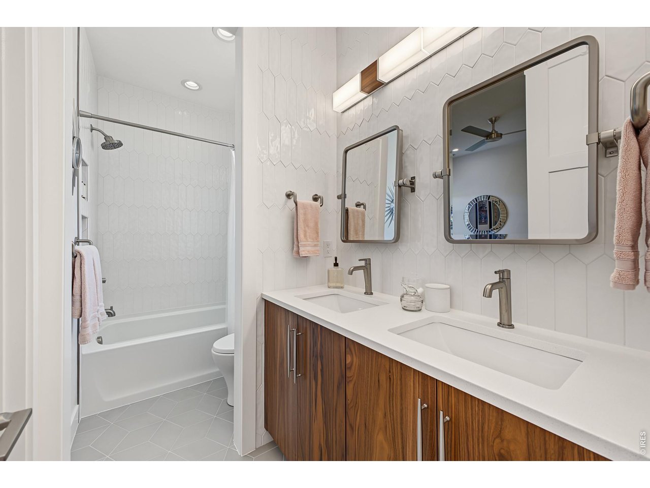 1627 Sundown Run Dr