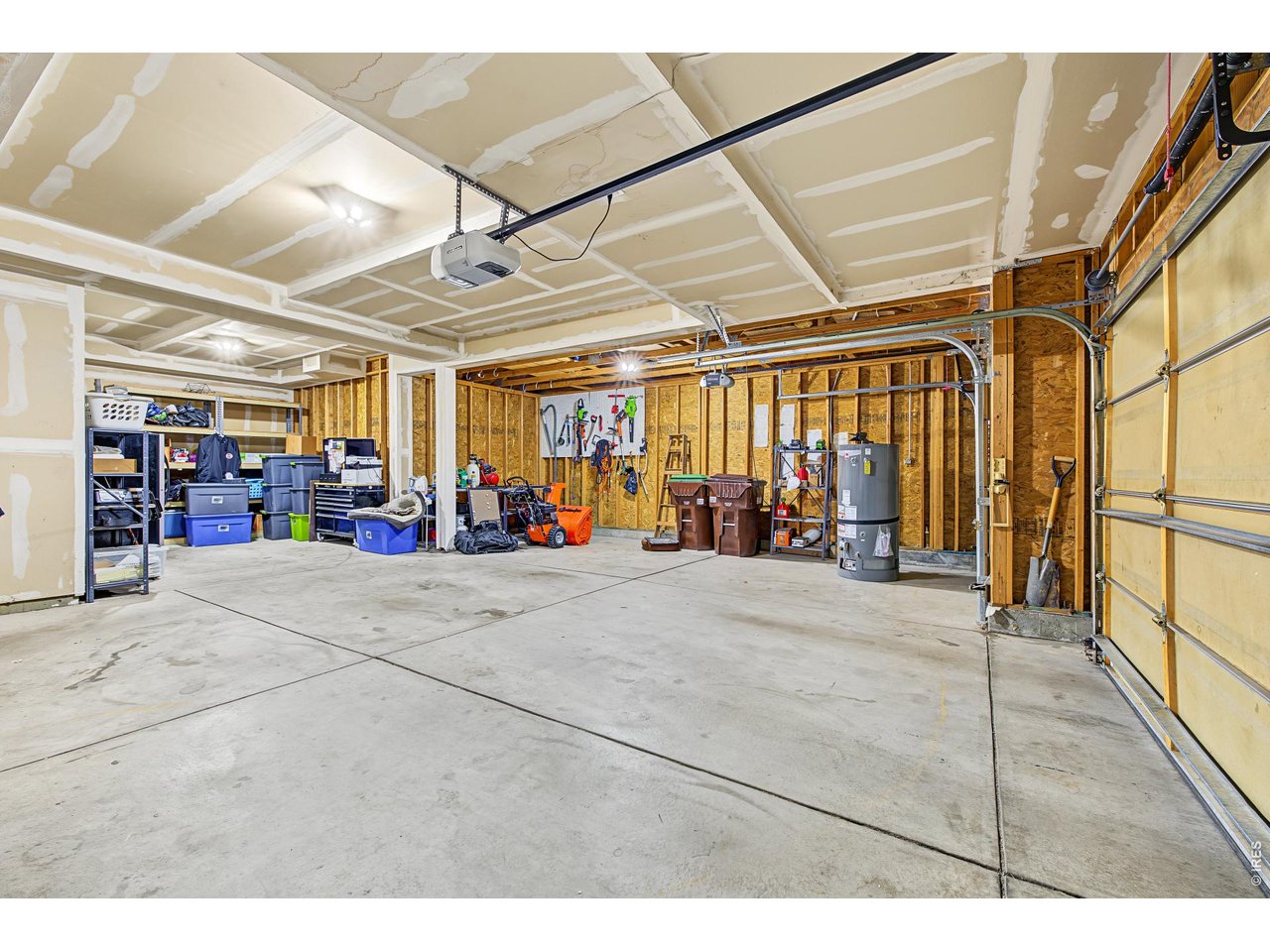 2821 William Neal Pkwy