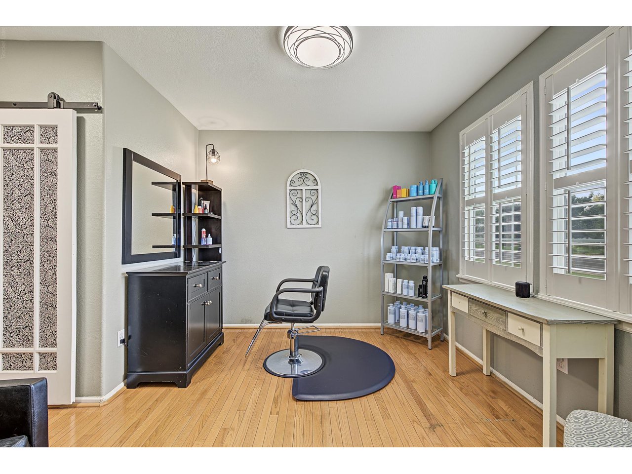 2821 William Neal Pkwy