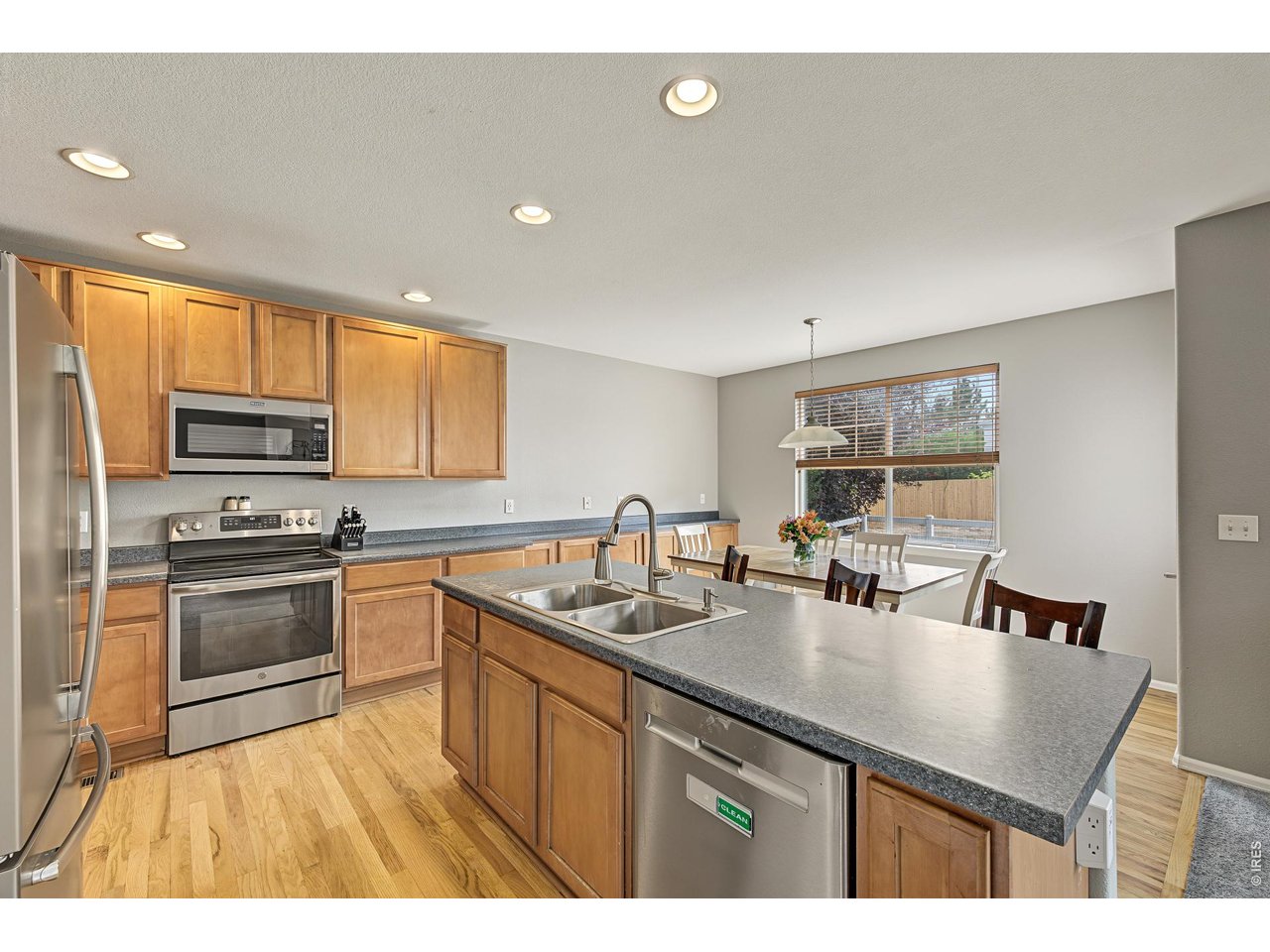 2821 William Neal Pkwy