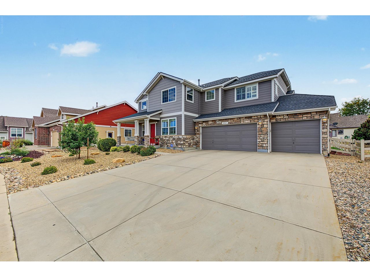 2821 William Neal Pkwy