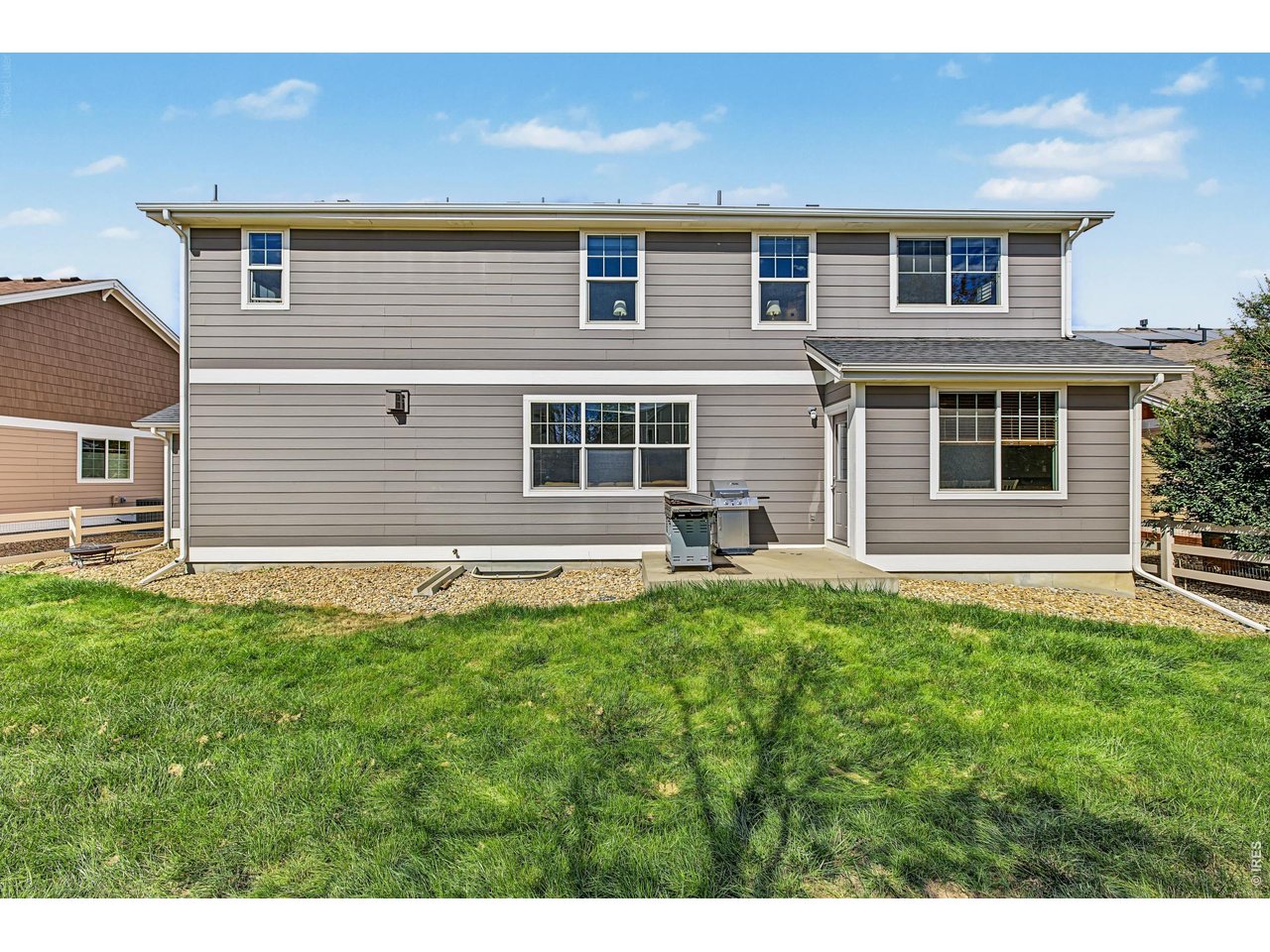 2821 William Neal Pkwy