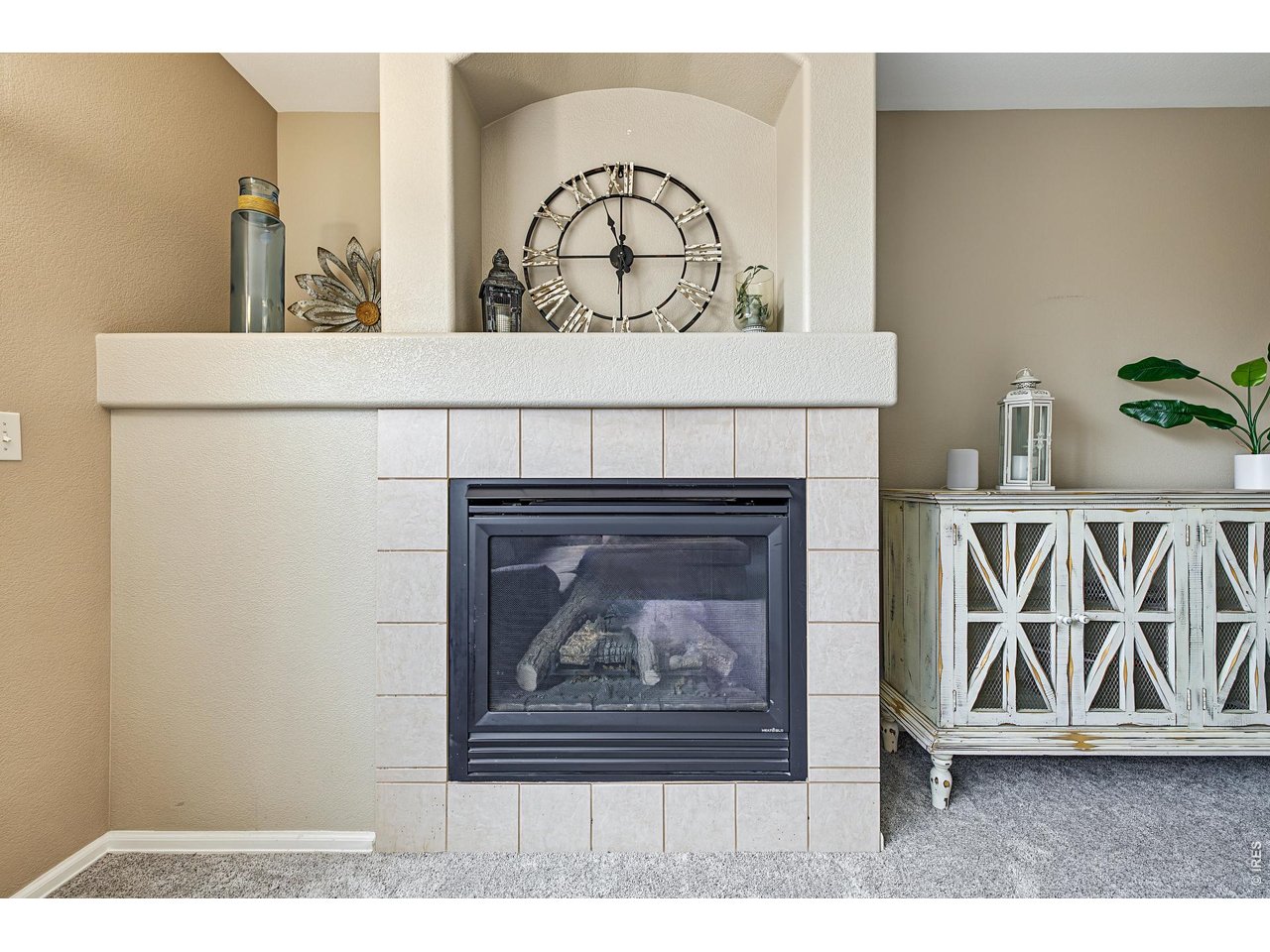 2821 William Neal Pkwy