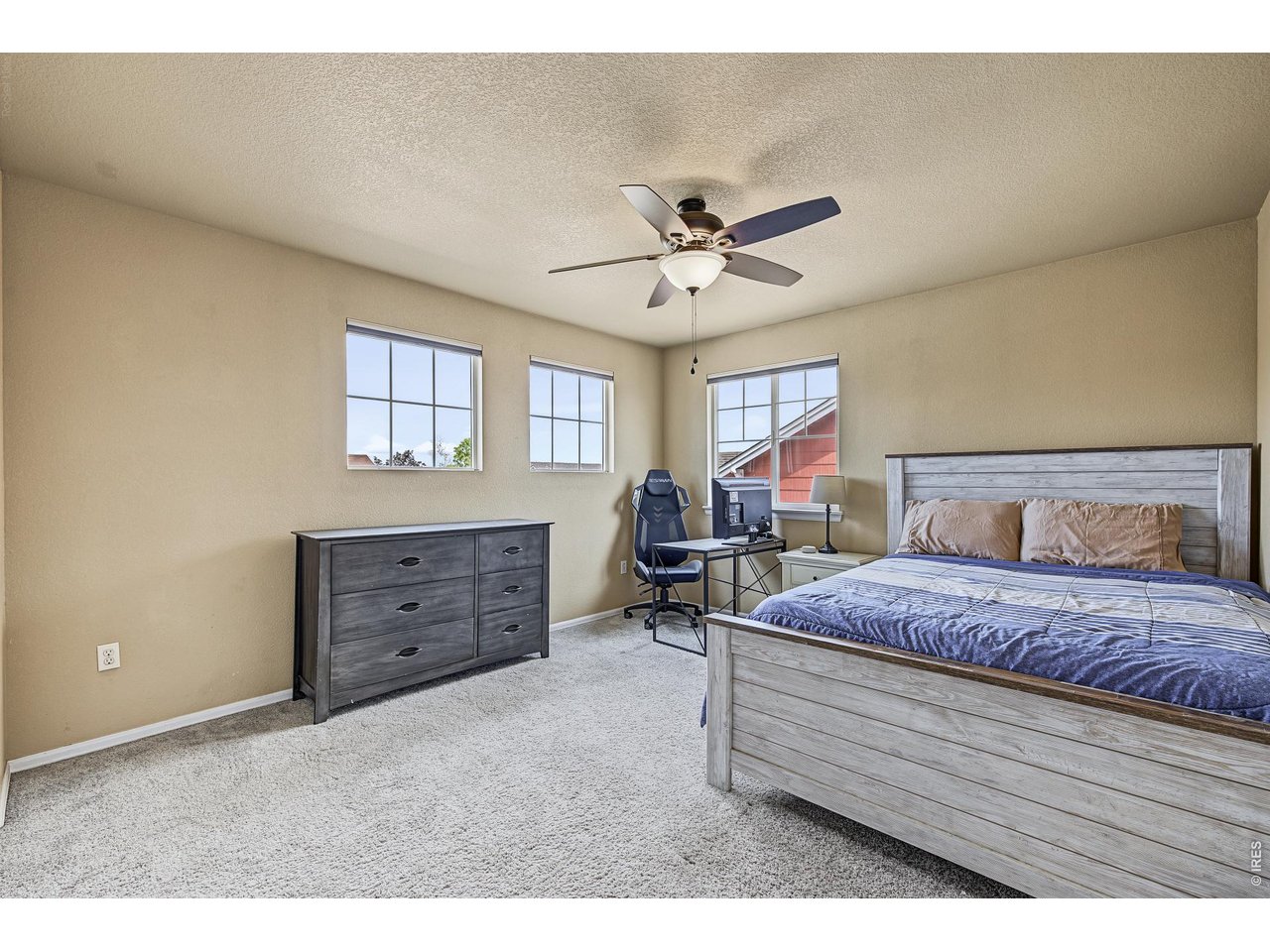 2821 William Neal Pkwy