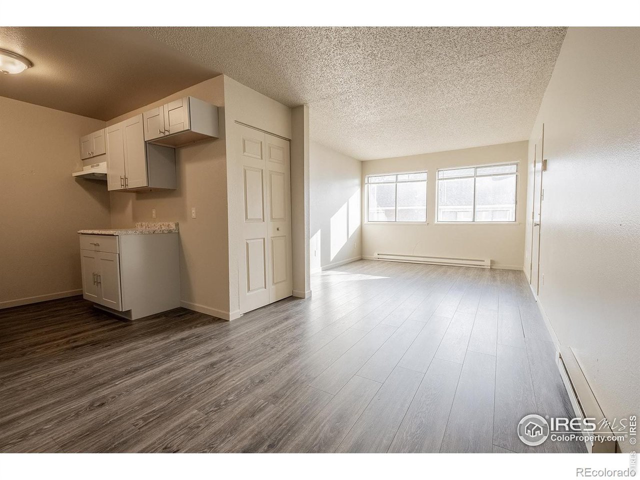 333 Custer Ave
