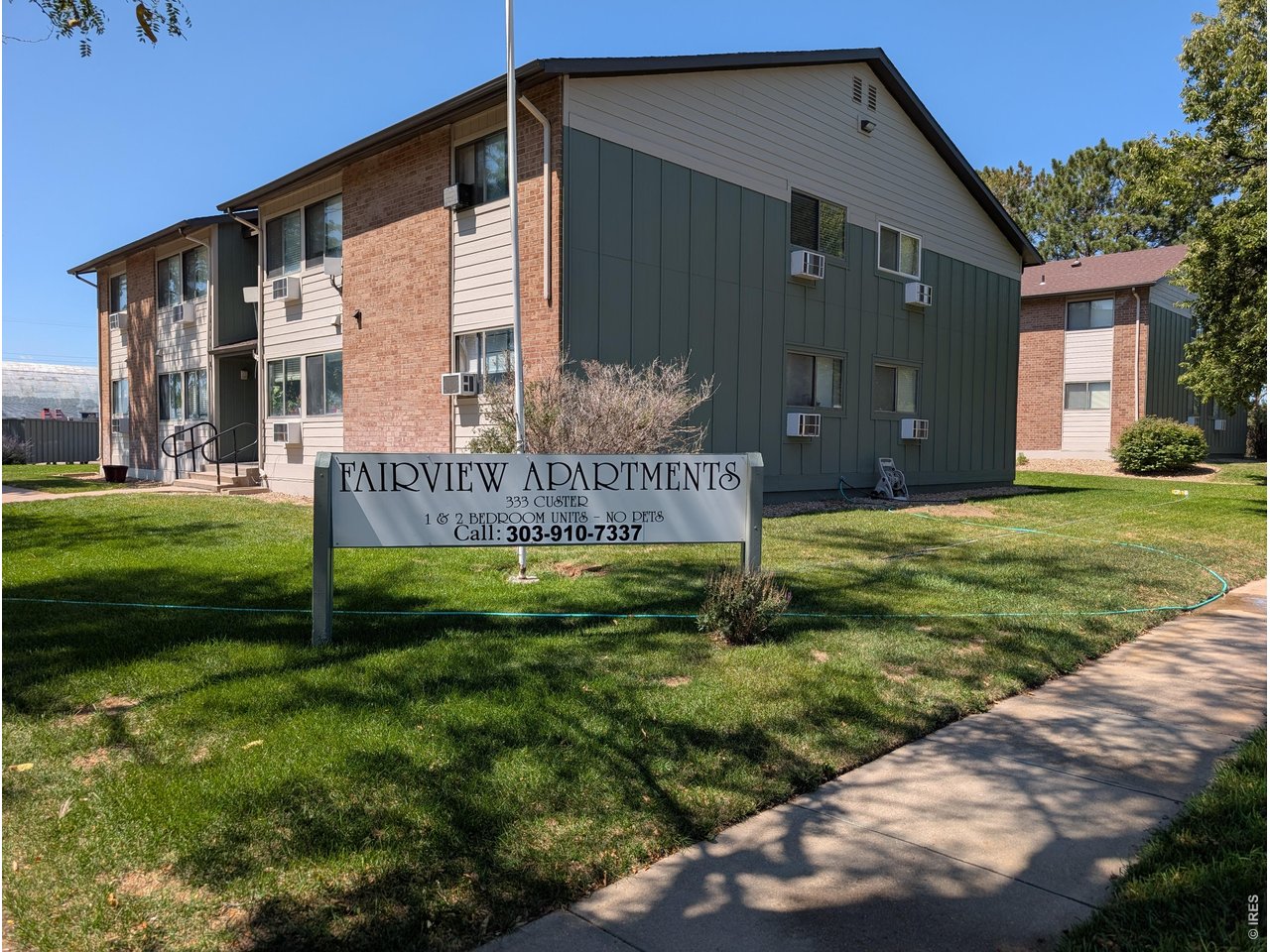 333 Custer Ave