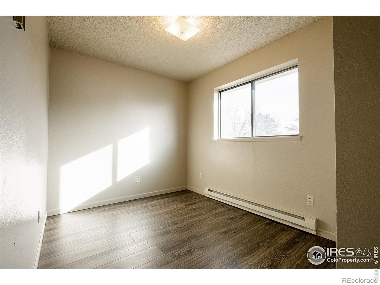 333 Custer Ave