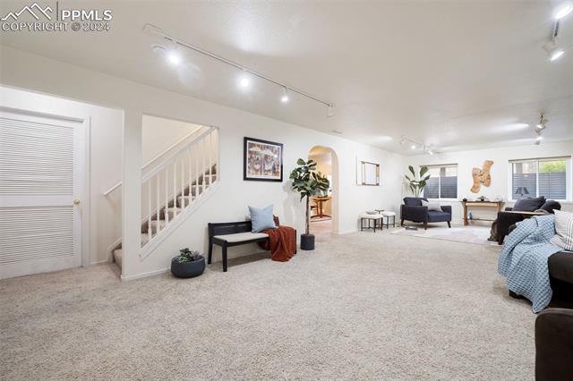 2034 Summerset Drive