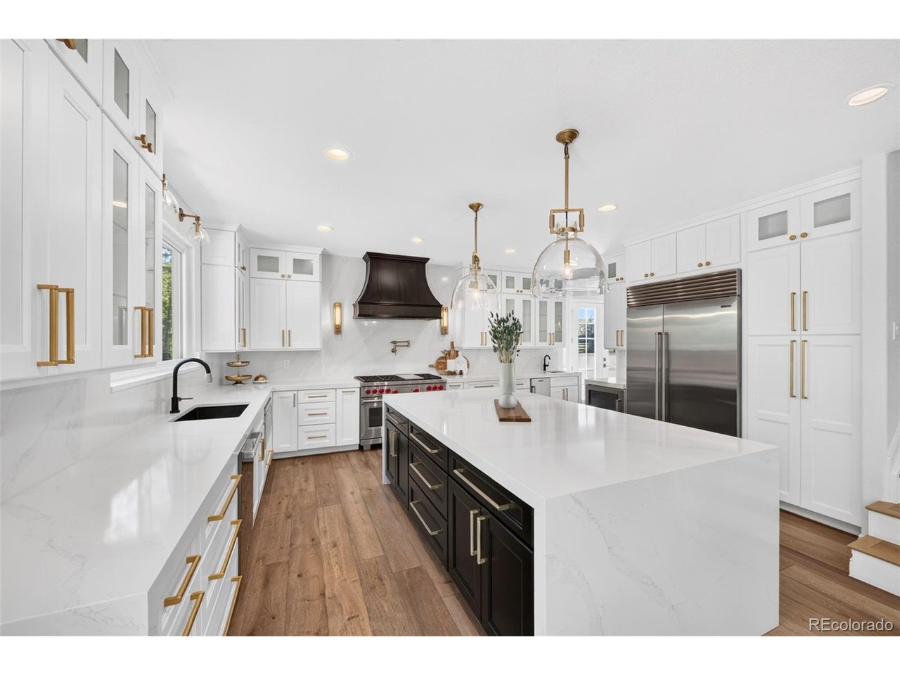 11940 E Lake Ct