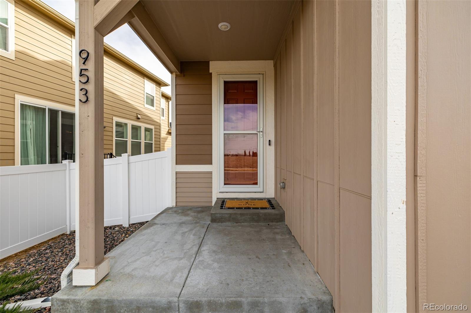 953 Morning Glory Road