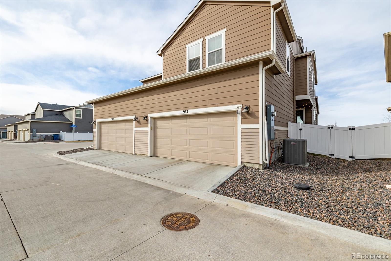 953 Morning Glory Road