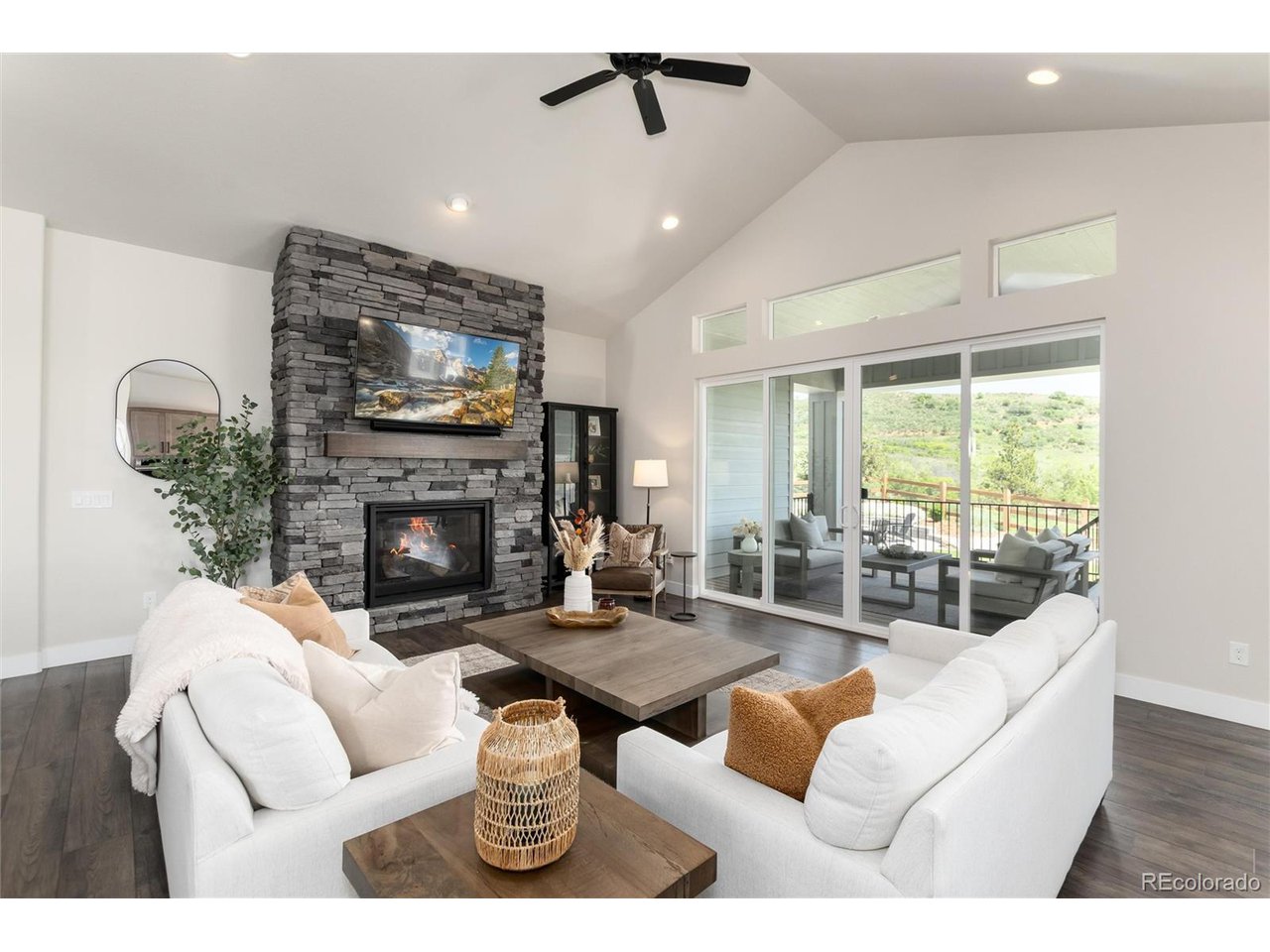 5225 Mesa Top Dr