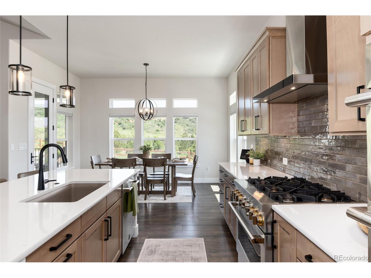 5225 Mesa Top Dr