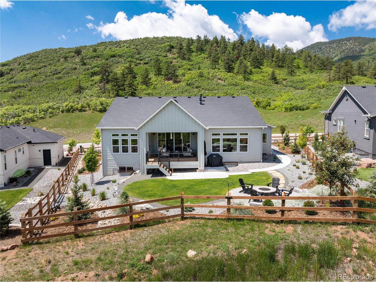 5225 Mesa Top Dr