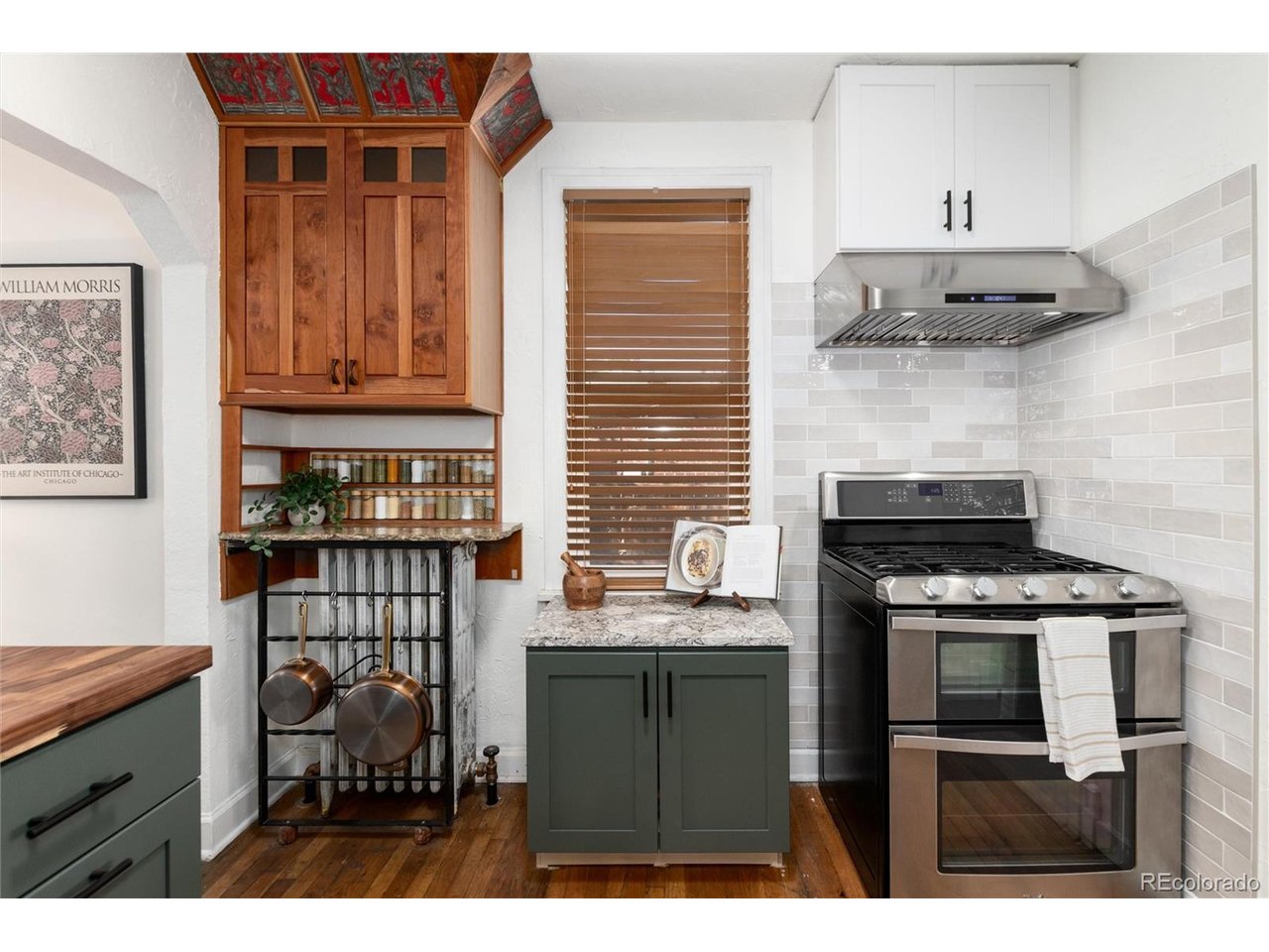 2451 W 55th Ave
