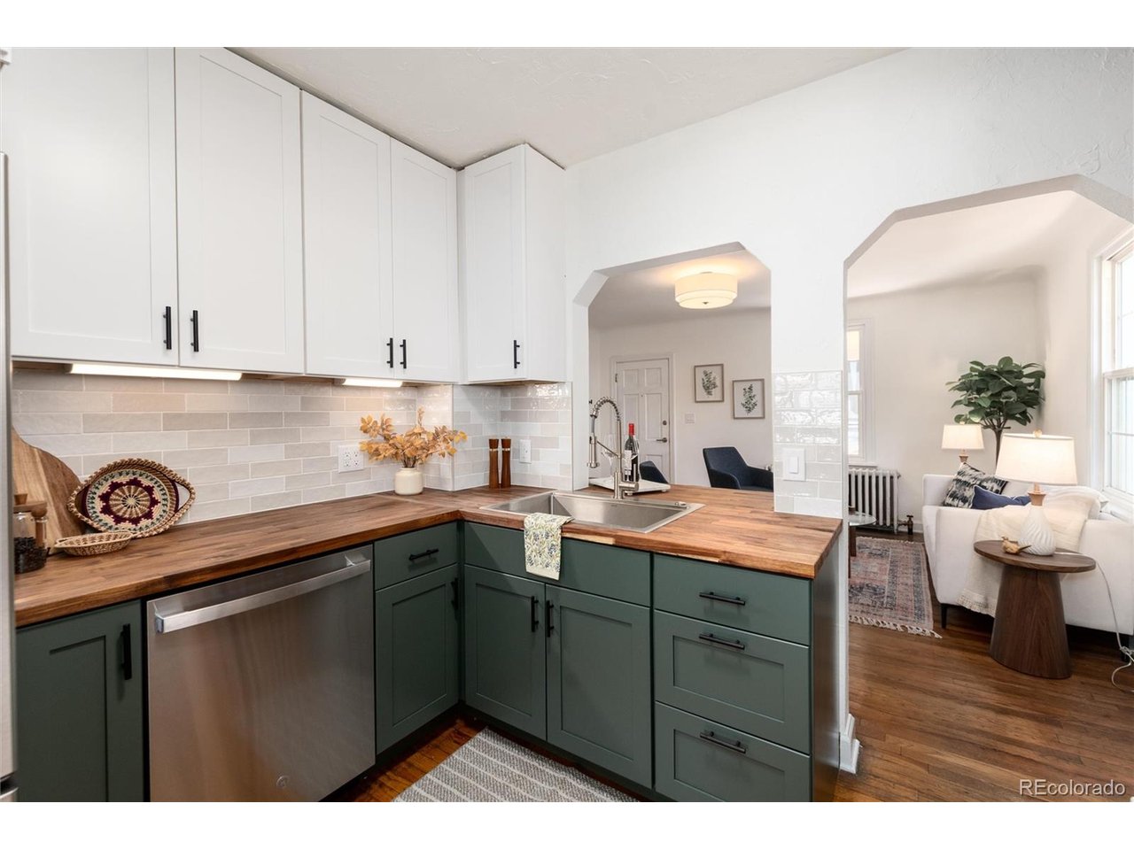 2451 W 55th Ave
