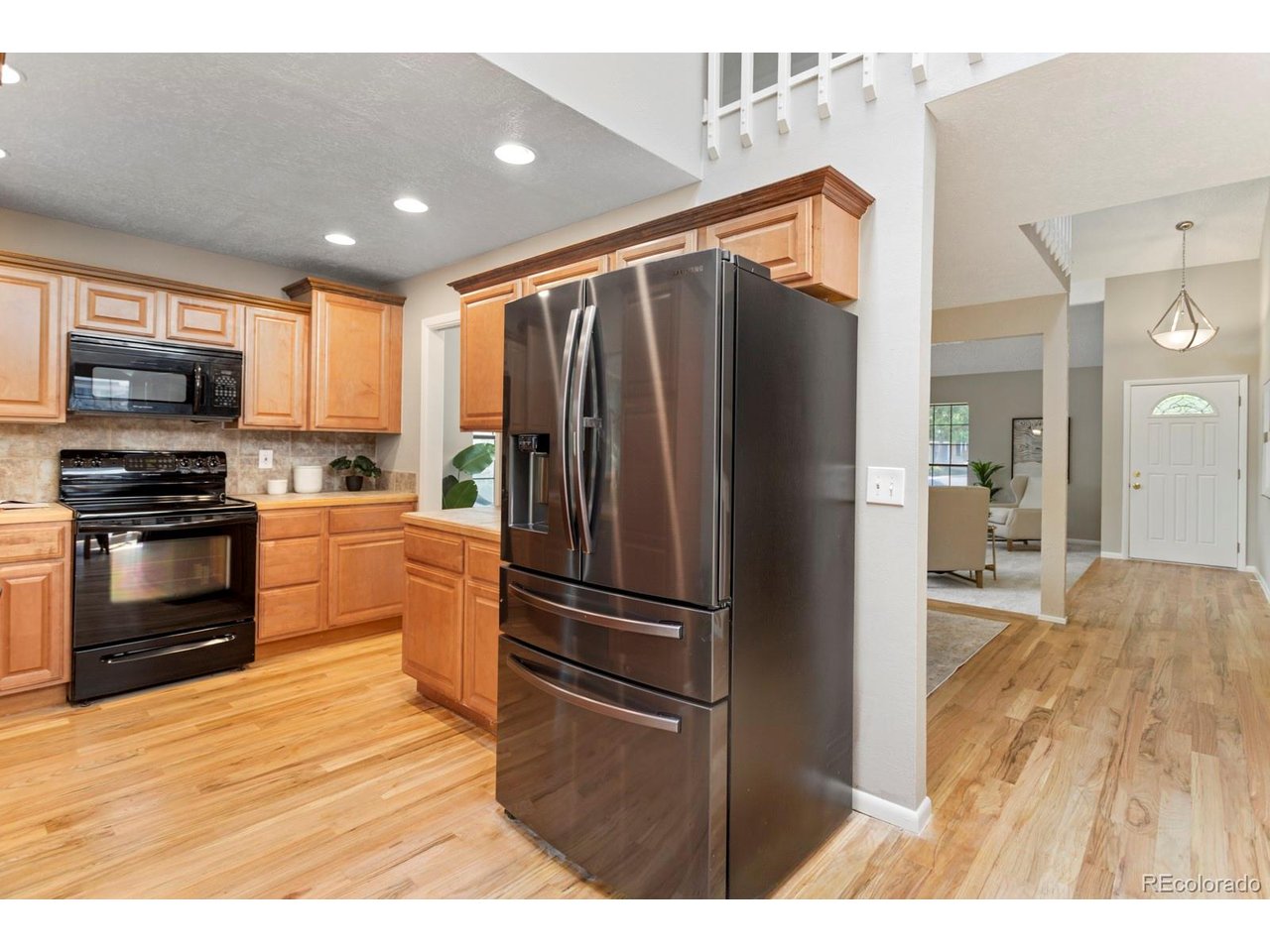 8160 Flower Cir