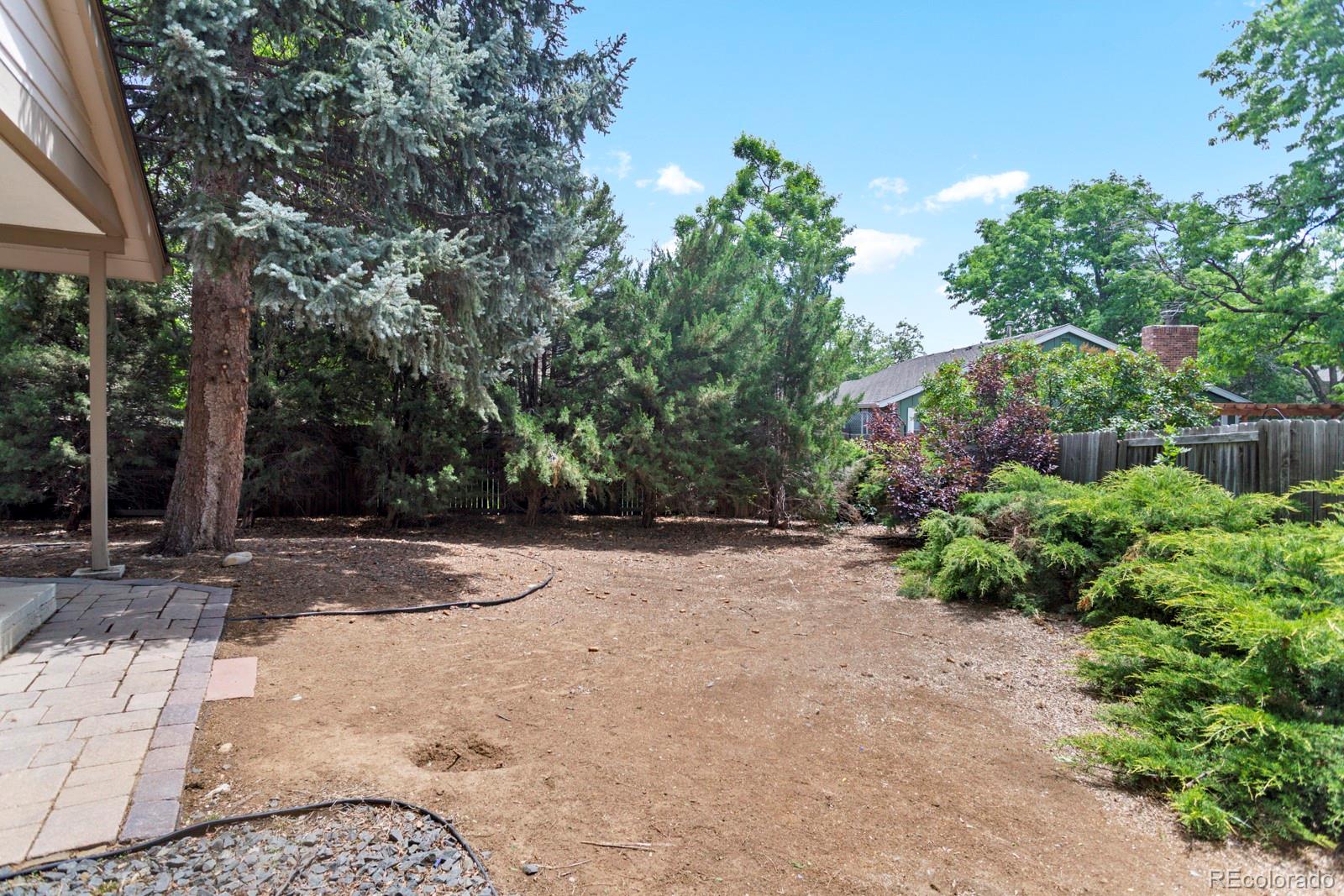 8160 Flower Circle
